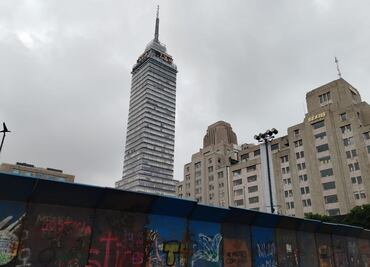 Recintos y monumentos del Centro Histórico de CDMX amanecen blindados por tercera marcha antigentrificación; protesta busca llegar a embajada de EU