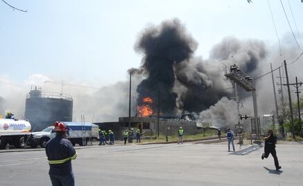 Incendio y explosión en planta de Protexa en NL deja dos muertos y cuatro lesionados