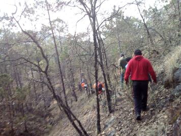 Rescatan a senderistas extraviados en Hidalgo