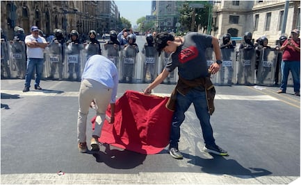Manifestantes taurinos exigen la liberación de tres personas arrestadas tras enfrentamiento con policías 