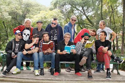 Auténticos pide a la afición bailar, no pelear