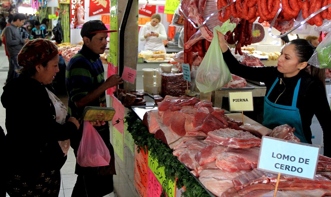 El Índice Nacional de Precios al Consumidor reportó un alza de 0.29% durante el mes pasado respecto al periodo inmediato anterior, la tasa más alta para dicho mes desde 2022. Foto: EL UNIVERSAL