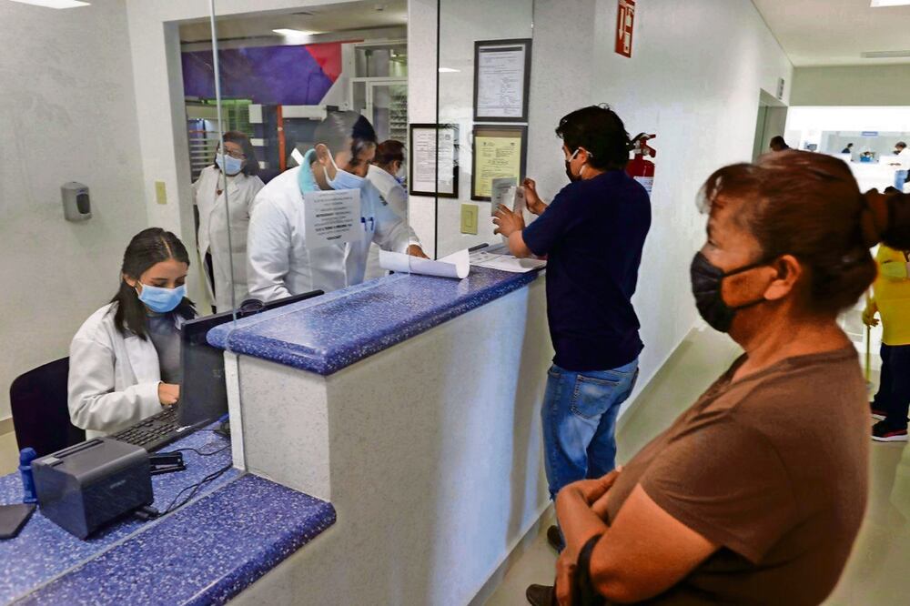 Expertos aseguran que la pandemia elevó el interés de las personas por contar con un seguro, sobre todo entre la población más vulnerable. Foto: Archivo / EL UNIVERSAL