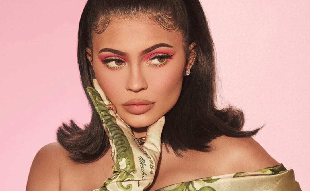 Kylie Jenner te enseña que un jumpsuit puede ser tu mejor amigo / Foto: Instagram @kyliejenner