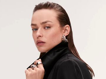 Cómo vestir con estilo en días lluviosos