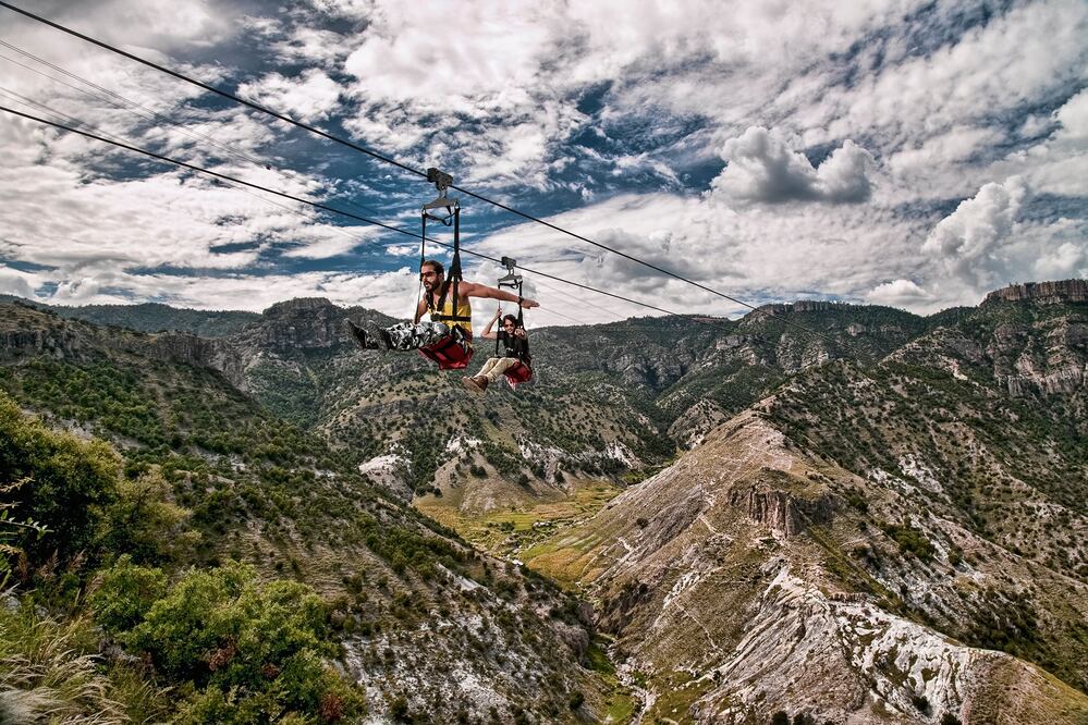 Viaja en el tren hacia Divisadero, donde hay un parque de aventura operado por rarámuris. (Foto: Cortesía)