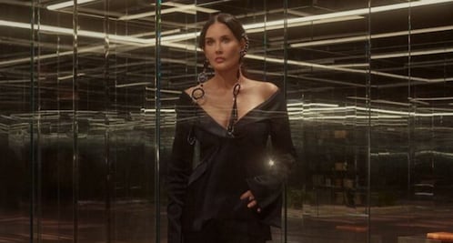 Así fue como Demi Moore se robó las miradas del mundo durante Fashion Week Paris