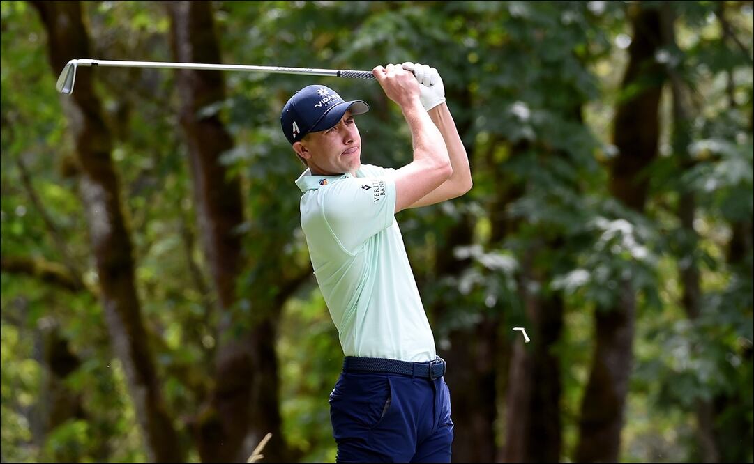 Carlos Ortiz inició en grande en el LIV Golf