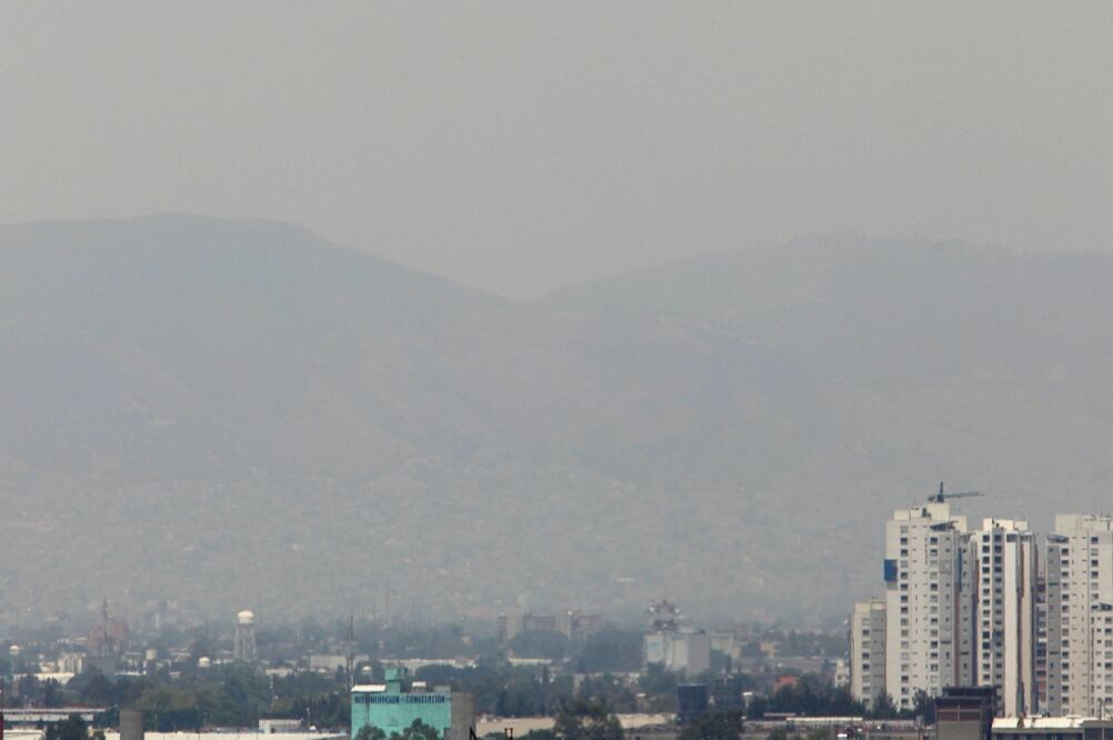 El presidente de la República dijo no dudar que la CAMe siga tomando medidas en favor de la salud de los habitantes del Valle de México (LUCÍA GODÍNEZ. EL UNIVERSAL)