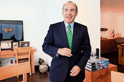 No combatir al narcotráfico sería equivocado: Calderón