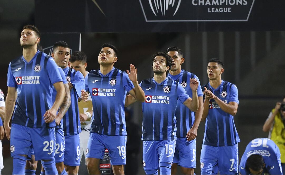 Cruz Azul enfrentando a Pumas en la Concachampions - FOTO: Imago7