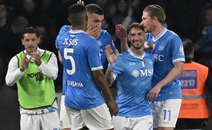 Santiago Giménez y el AC Milan caen ante el Napoli por la mínima