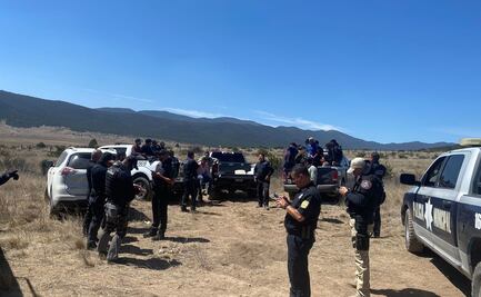 Aseguran a 38 guatemaltecos abandonados por “pollero” y chofer del tráiler en Coahuila