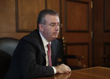 AMLO descarta reelección de Alejandro Díaz de León como gobernador de Banxico