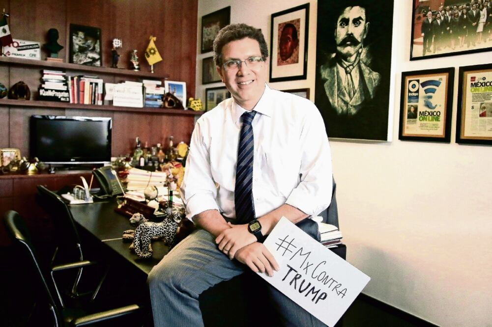 Armando Ríos Piter dijo que para las instituciones anticorrupción la gente debe señalar lo que está mal y lo que hace falta