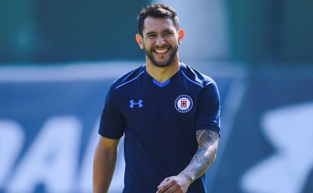 Twitter (@Chaque_Montoya)