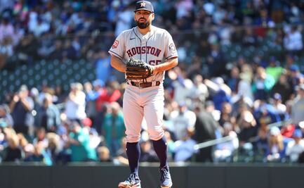 Mariners apalean a José Urquidy y los Astros de Houston