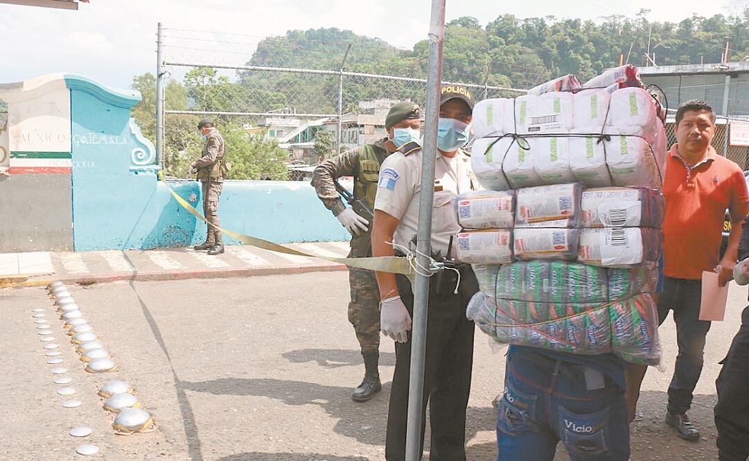 El ejército de Guatemala resguardó la frontera con México como medida sanitaria. Foto: MARÍA DE JESÚS PETER. EL UNIVERSAL