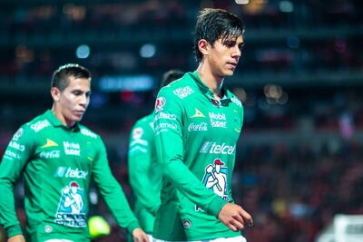 El León sí se quedará con Macías, pero parte del pago será “en especie”