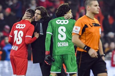 Standard de Lieja y Ochoa caen ante el Waasland Beveren