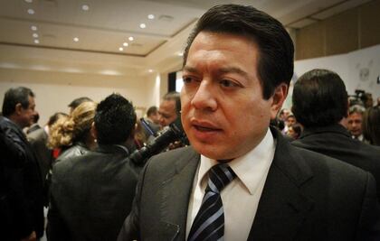 Ley de tope salarial a funcionarios es constitucional, defiende Morena