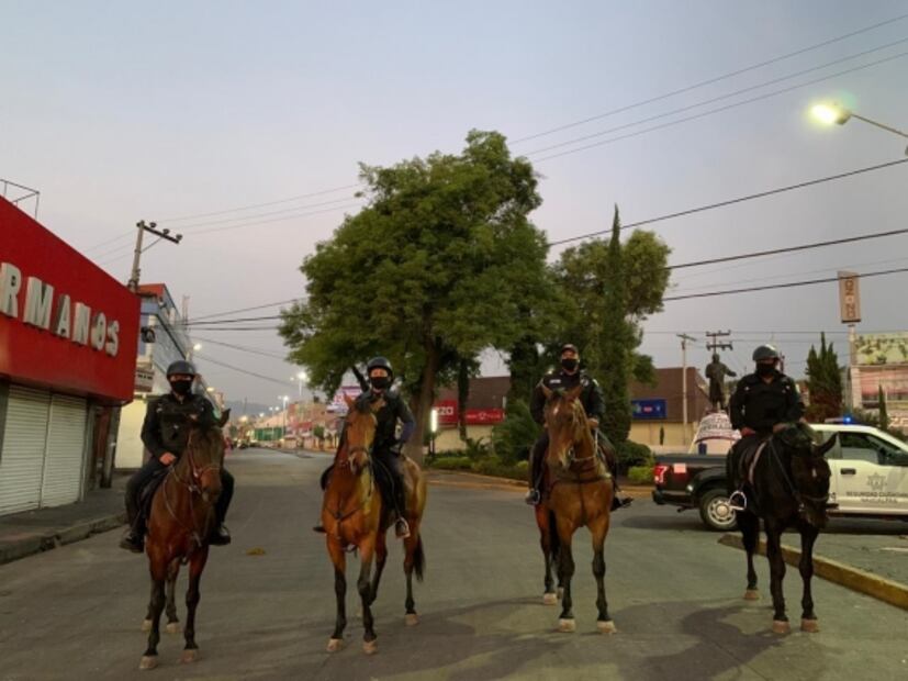 Retiran puestos ambulantes para evitar contagios de Covid-19 en Naucalpan