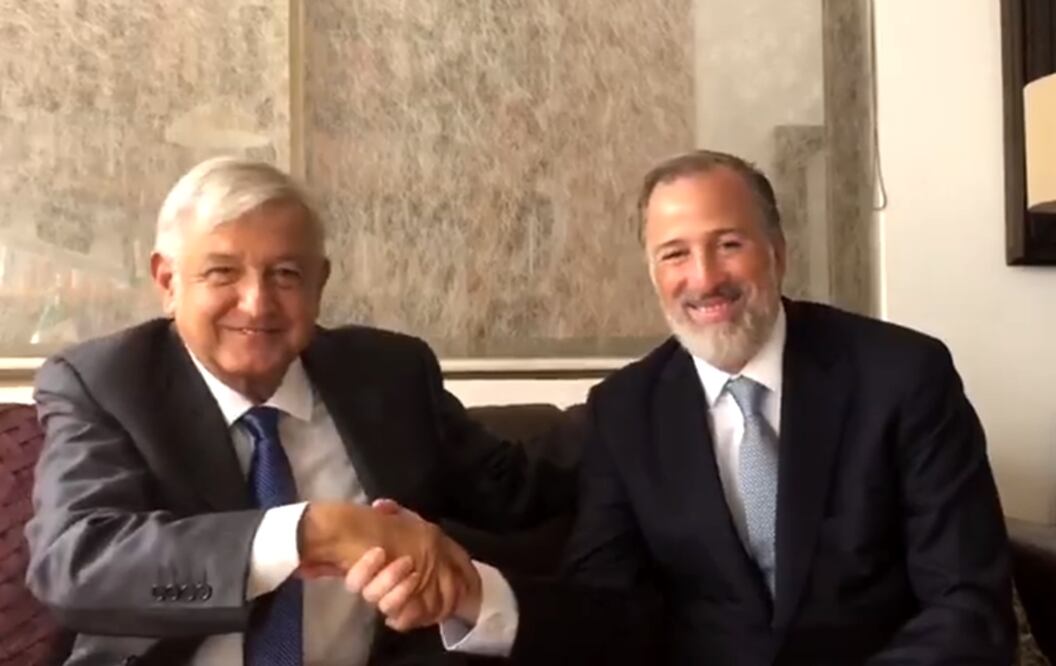 Andrés Manuel López Obrador y José Antonio Meade Kuribreña. Foto: Tomada de video