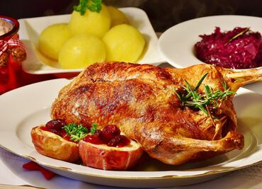 Mexicanos gastarán cerca de 5 mil pesos en cena de Navidad