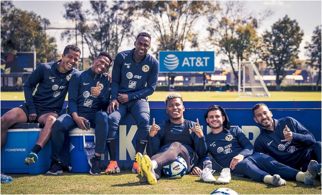 Club América. (Gio, A. Ibargüen, R. Ibarra, R. Martínez, N. Benedetti y E. Aguilera).