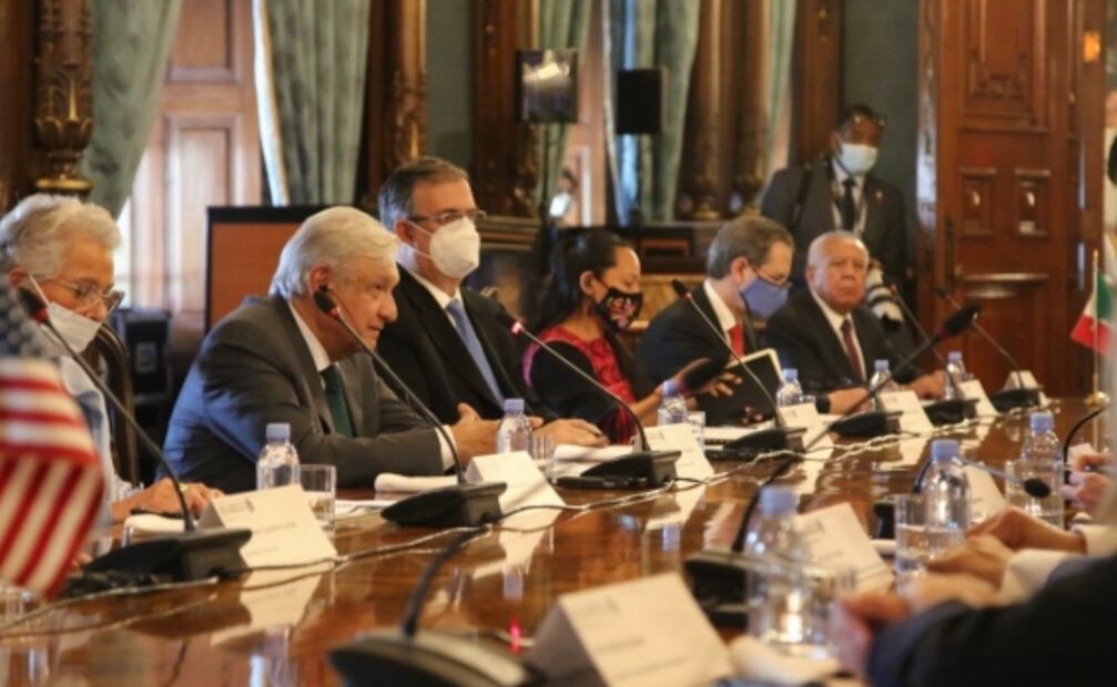 AMLO y Kamala Harris acuerdan crear un grupo para combatir el tráfico de personas