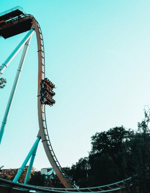 Qué le pasa a tu cuerpo cuando te subes a una montaña rusa