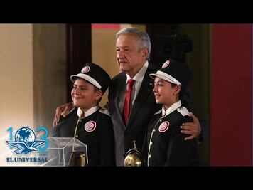 AMLO da los buenos días a niño gritón de la Lotería Nacional