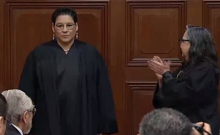 Lenia Batres publica oficio donde pide a la SCJN que se le ajuste el sueldo; pide también ser inscrita al ISSSTE