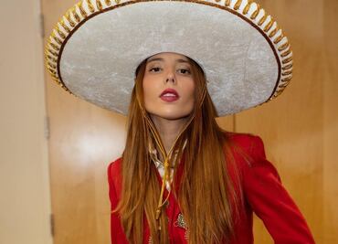 Majo, prima de Ángela Aguilar luce como sirena con vestido entallado de lentejuelas