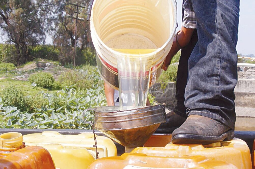 La Procuraduría ha asegurado al menos 114 millones 539 mil 817 litros de combustible a los huachicoleros durante el presente sexenio. Foto: ARCHIVO EL UNIVERSAL