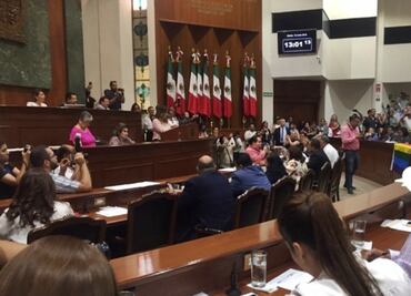 Morena abre proceso a diputados de Sinaloa por votar contra matrimonio igualitario