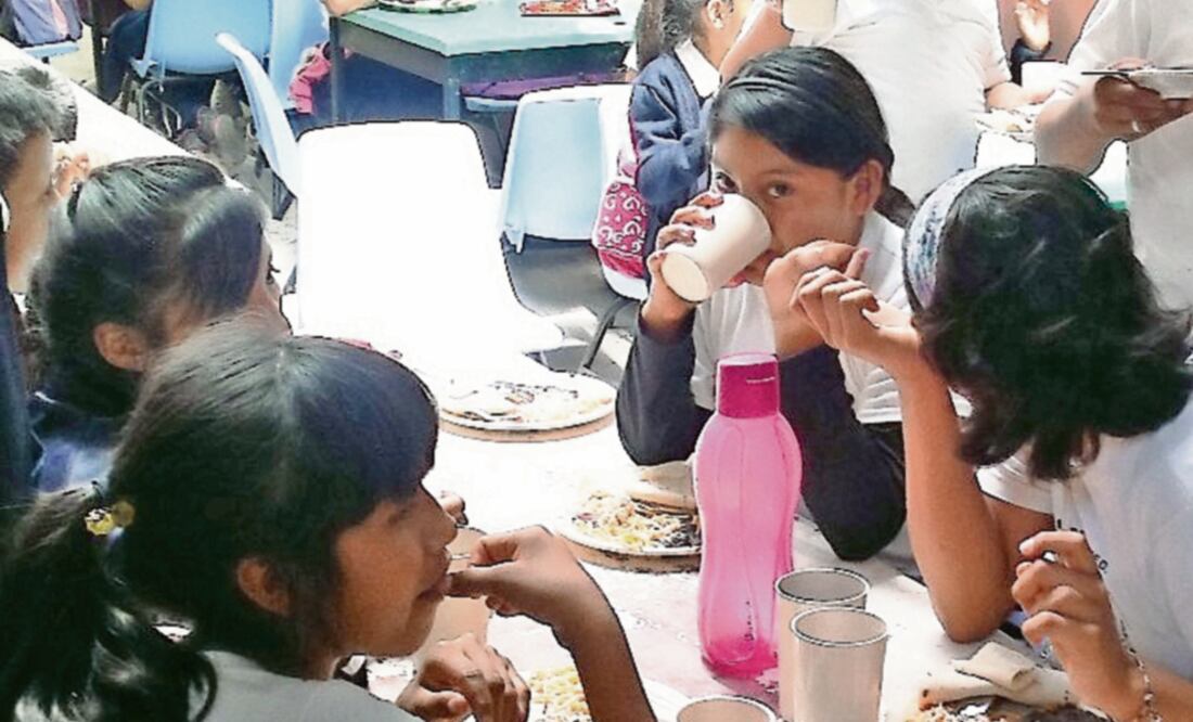 Sedeso afirma que en los comedores se sirven 50 mil raciones diarias. Foto: ARCHIVO EL UNIVERSAL