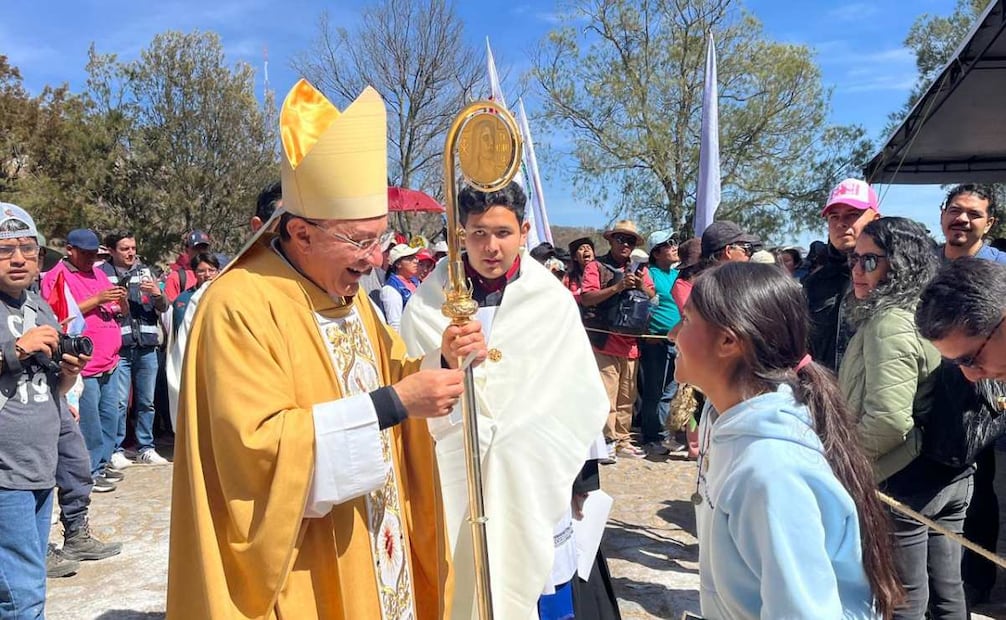 Joseph Spitieri y los creyentes pidió por conversión "de los que traen armas" .(31/01/26). Foto: Especial