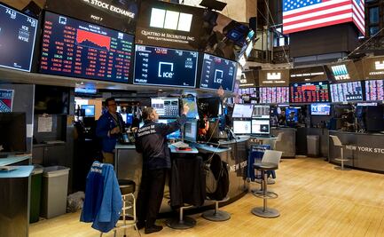 Wall Street abre a la baja por indicadores negativos en EU