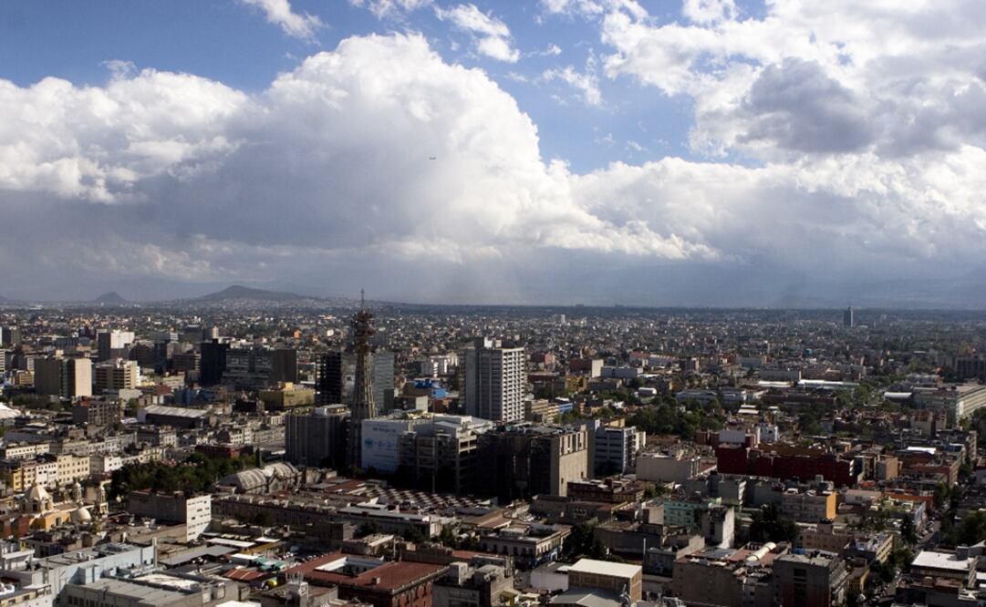 El reporte del índice Aire y Salud del gobierno de la CDMX señaló la calidad del aire es de regular a mala en buena parte de la Ciudad de México y la Zona Metropolitana del Valle de México. Foto: EL UNIVERSAL