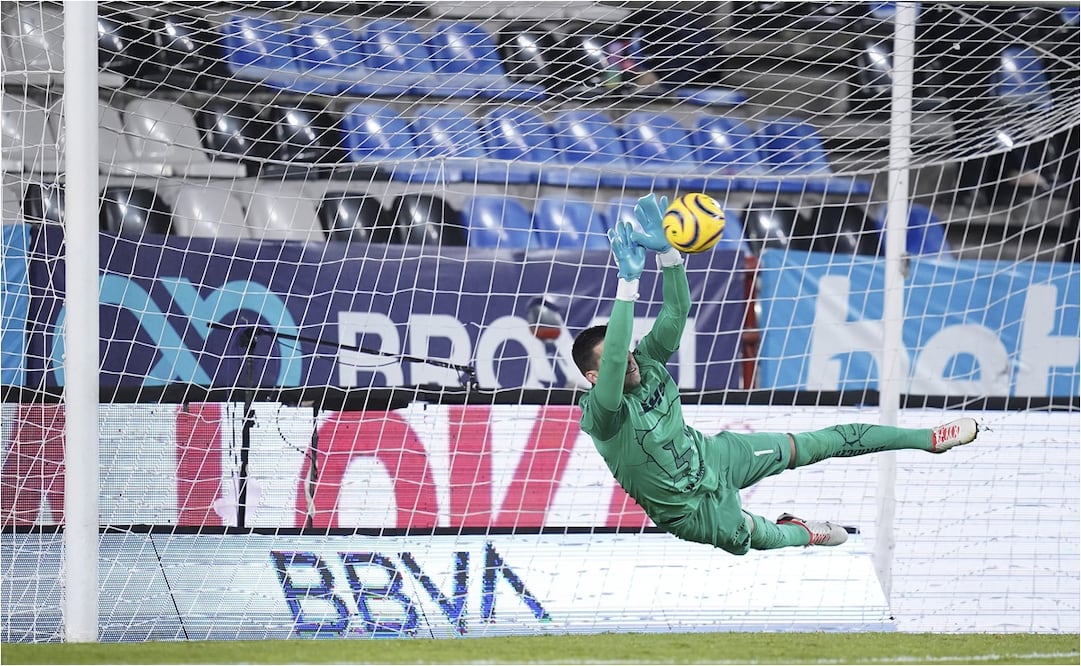 Julio González, la figura de los Pumas en la tanda de penaltis. FOTO: IMAGO7