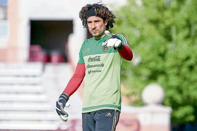 Considera a Guillermo Ochoa como el arquero ideal para la Selección
