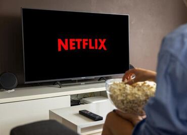 Estas son las 3 series de Netflix perfectas para recuperar el amor en ti mismo