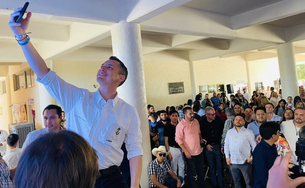 Colosio Riojas sacude Sonora y encara críticas por arraigo.
Foto: Amalia Escobar.