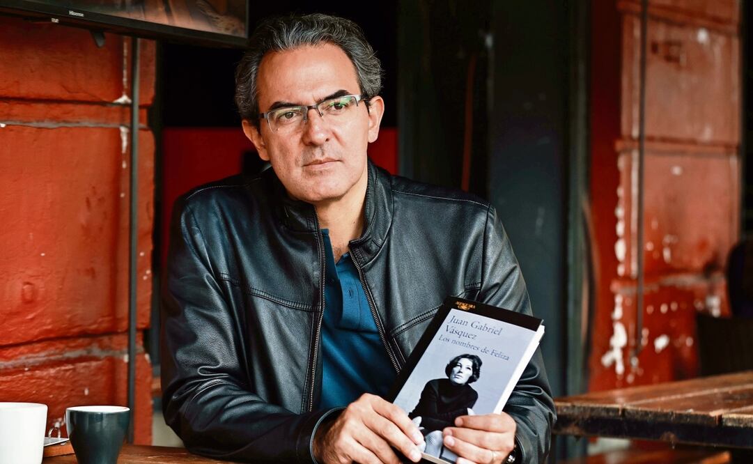 Al narrador Juan Gabriel Vásquez le tomó 20 años escribir la novela y publicarla, por lo que ahora, dice, puede dejar de pensar en ella. Foto: Berenice Fregoso / EL UNIVERSAL