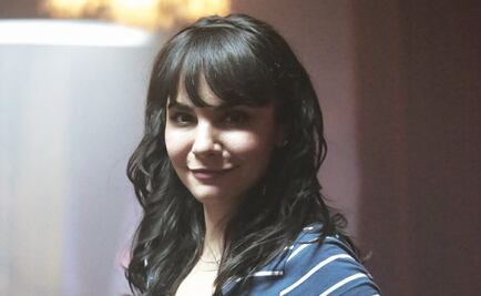 Martha Higareda muestra sus curvas en bikini