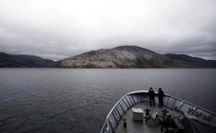La familia que vive junto a las aguas más salvajes del planeta