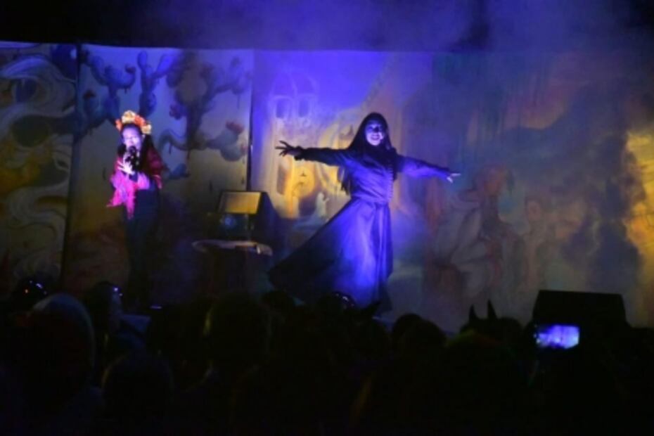 Disfrutan 15 mil asistentes La Llorona de Azcapotzalco