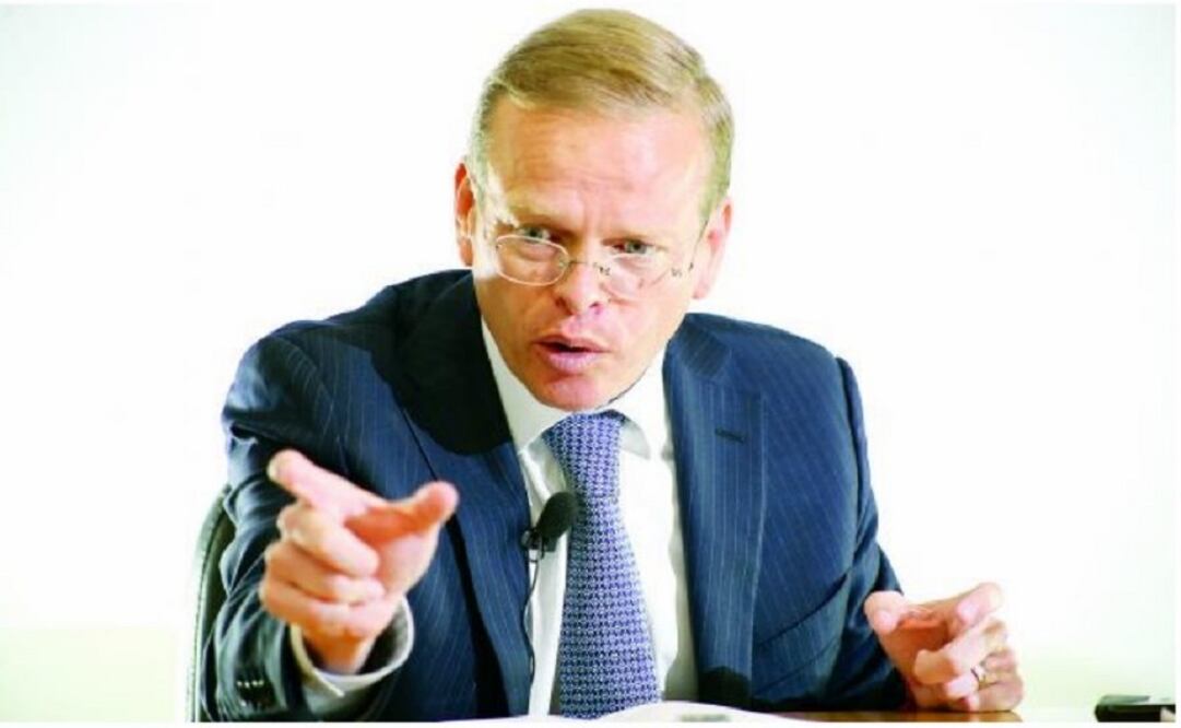 Arturo Escobar said that the government is working on a disarmament program that will be enforced in Guerrero, Sinaloa and Michoacán. (Photo: Berenice Fragoso / EL UNIVERSAL) 