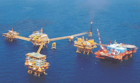 Petróleo mexicano supera los 100 dólares; conflicto en Medio Oriente impulsa precio